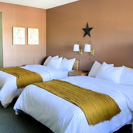 The Benson Motel - Benson, Mn - Us-12 Hwy Екстериор снимка